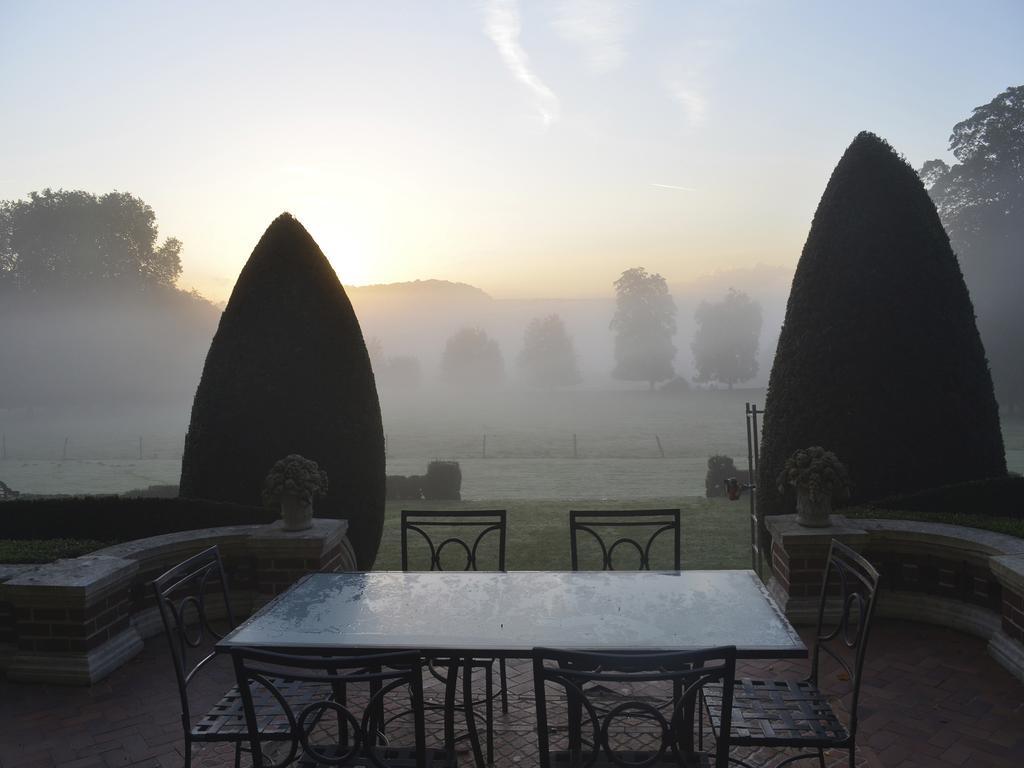 Chateau De Bouelles Bed & Breakfast Neufchatel-en-Bray Exterior photo