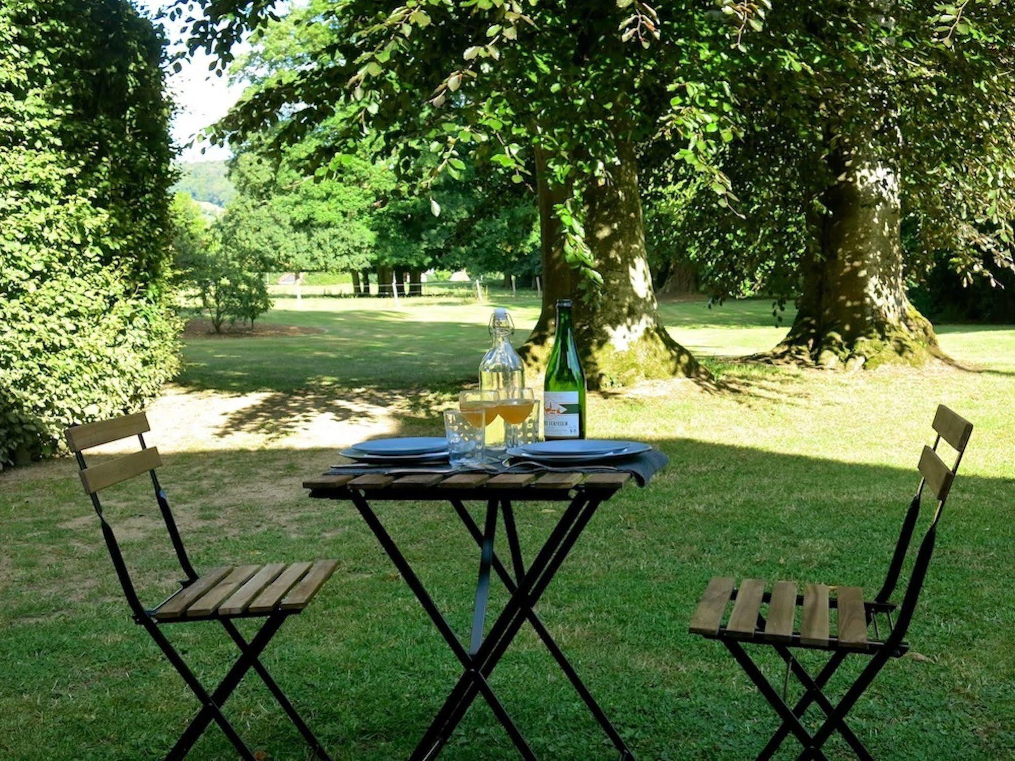 Chateau De Bouelles Bed & Breakfast Neufchatel-en-Bray Exterior photo
